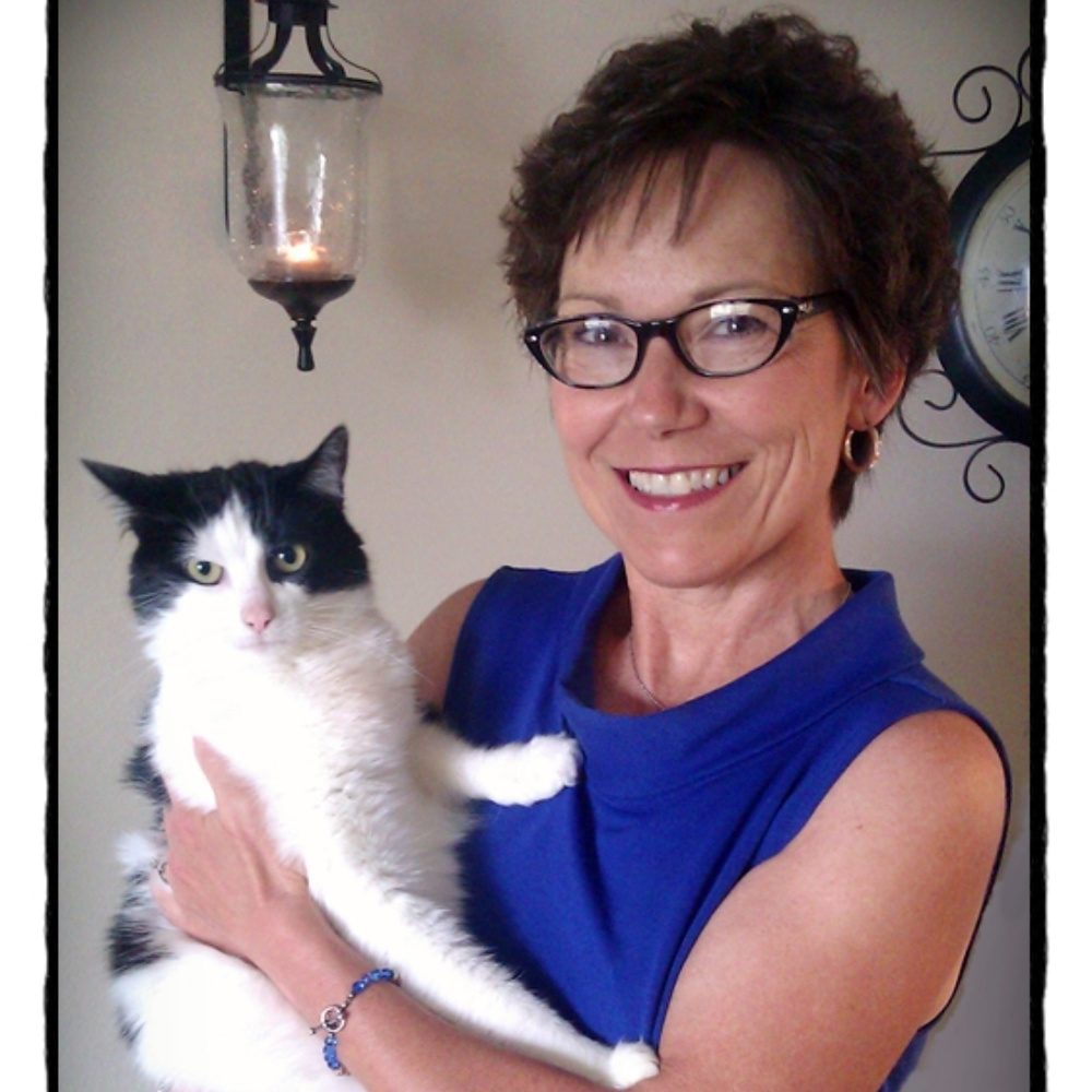 MEET THE POSHER